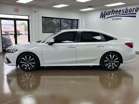 Used 2024 Honda Civic EX image 9