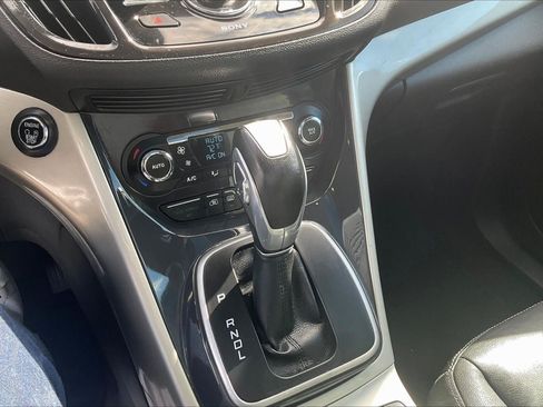 Used 2013 Ford C-MAX Energi SEL FWD image 15