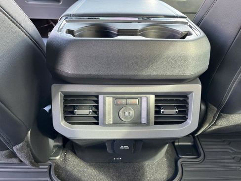 New 2025 Ford F250 Lariat image 24