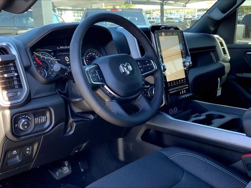 New 2026 RAM 1500 Big Horn AWD/4WD image 6