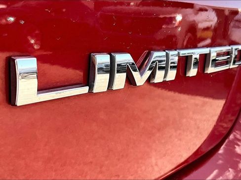 Used 2025 Jeep Compass Limited w/ Elite Group AWD/4WD image 40