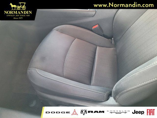 Used 2025 Nissan Altima 2.5 SV FWD image 17