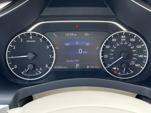 Used 2016 Nissan Murano Platinum w/ Platinum Technology Package image 26