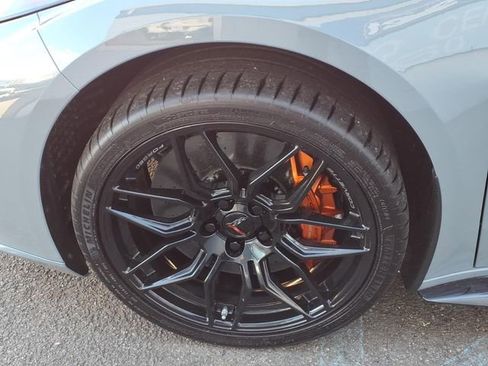 Used 2025 Chevrolet Corvette Z06 image 8