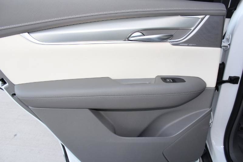 Used 2023 Cadillac XT5 Premium Luxury w/ LPO, Floor Liner Package AWD/4WD image 15