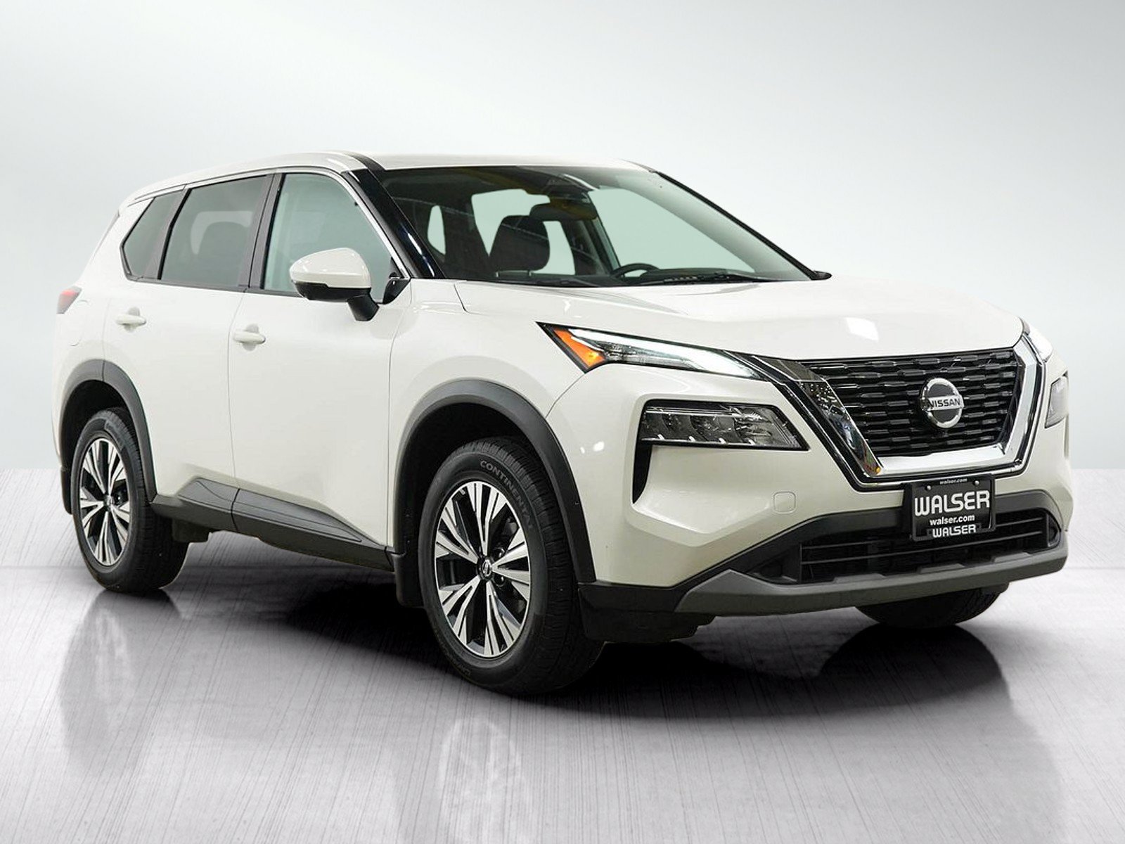 Used 2021 Nissan Rogue SV AWD/4WD image 7