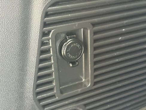 Used 2022 Subaru Ascent Onyx Edition image 6