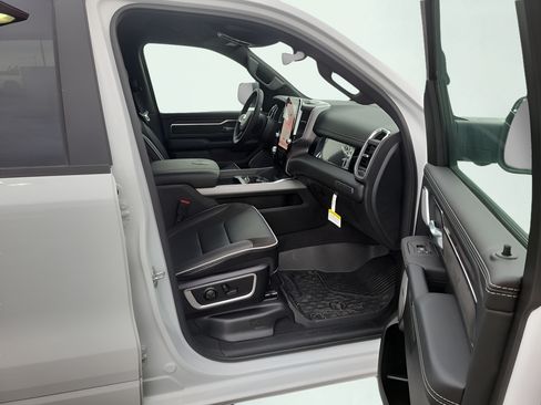 New 2025 RAM 1500 Laramie w/ Night Edition AWD/4WD image 20