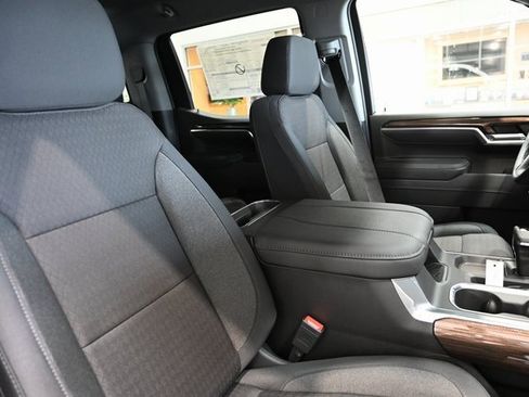New 2026 Chevrolet Silverado 1500 LT image 11