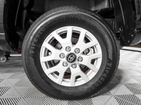 Used 2024 Toyota Tacoma SR5 image 29