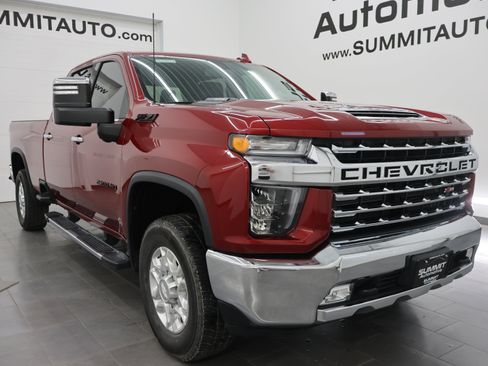Used 2020 Chevrolet Silverado 2500 LTZ w/ Z71 Off-Road Package AWD/4WD image 2