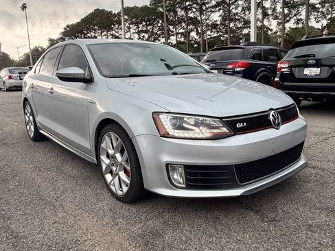 Used 2014 Volkswagen Jetta GLI Edition 30 FWD image 3