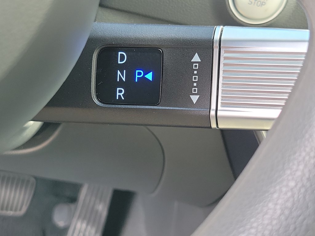 Used 2025 Hyundai Sonata SEL FWD image 27