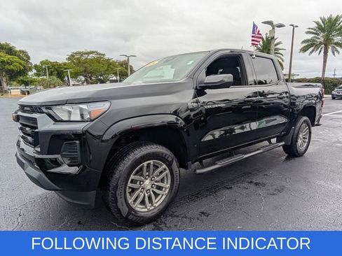 Used 2024 Chevrolet Colorado LT image 3