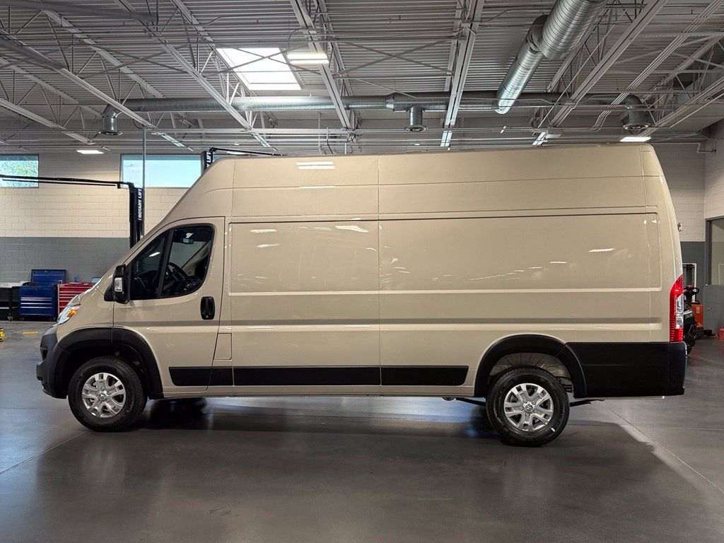 Used 2026 RAM ProMaster 3500 w/ Quick Order Package 22G SLT FWD image 9