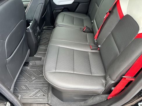 Used 2023 GMC Canyon AT4X AWD/4WD image 27