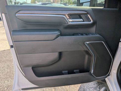 Certified 2025 Chevrolet Silverado 2500 LT w/ Safety Package image 11