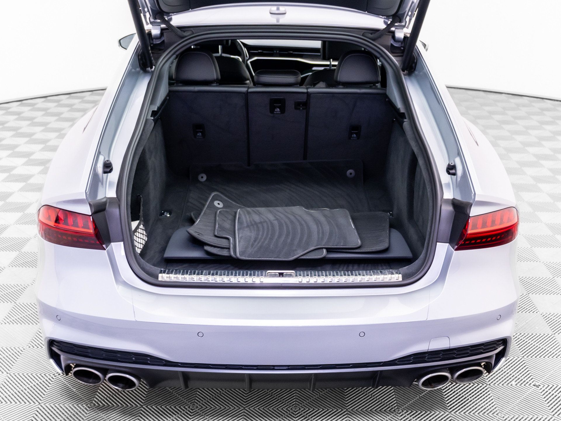 Used 2020 Audi S7 Prestige AWD/4WD image 33