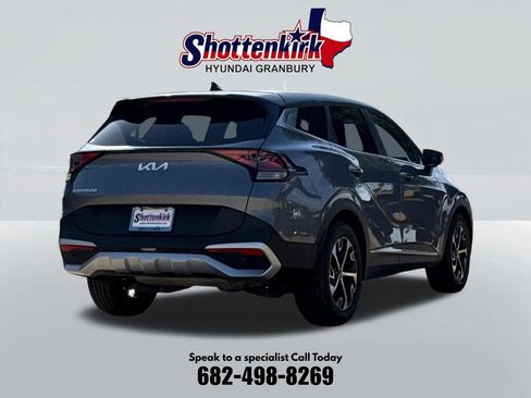 Used 2025 Kia Sportage EX FWD image 6