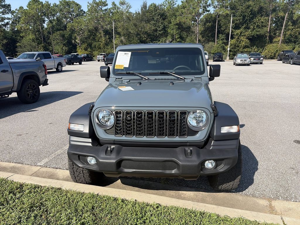 Used 2024 Jeep Wrangler Sport AWD/4WD image 2