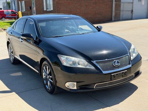 Used 2011 Lexus ES 350 FWD image 3