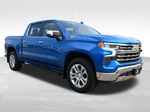 Used 2022 Chevrolet Silverado 1500 LTZ w/ LTZ Premium Package AWD/4WD image 10