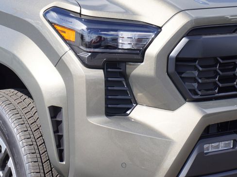 New 2026 Toyota Tacoma TRD Sport image 3