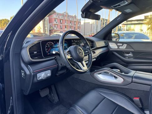 Used 2021 Mercedes-Benz GLS 450 4MATIC image 15