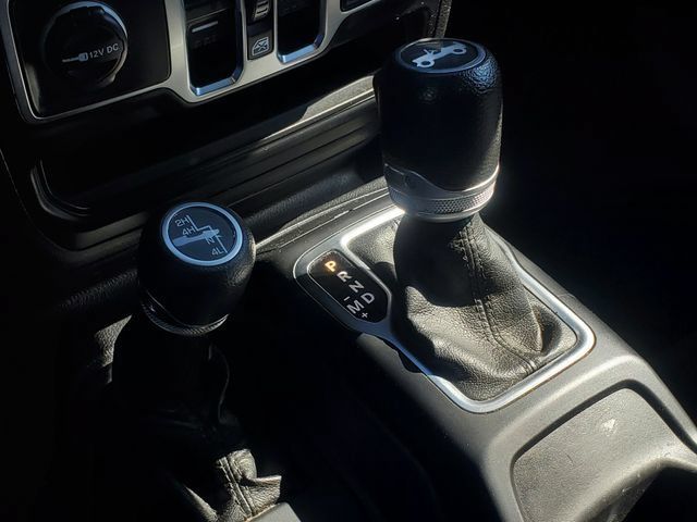 Used 2020 Jeep Wrangler Unlimited Sport S AWD/4WD image 19