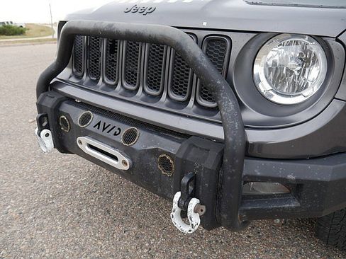 Used 2018 Jeep Renegade Trailhawk w/ Cold Weather Group II image 56