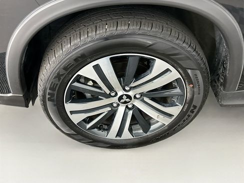 Used 2025 Mitsubishi Outlander Sport SE image 11