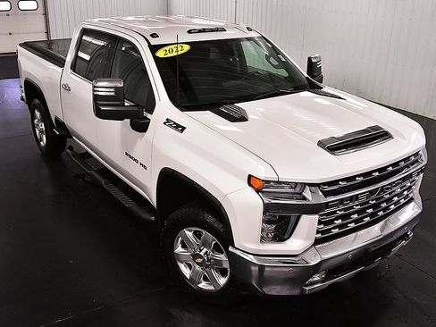 Used 2022 Chevrolet Silverado 2500 LTZ w/ LTZ Plus Package image 17