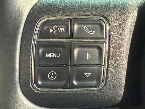 Used 2013 Jeep Wrangler Unlimited Sahara w/ Connectivity Group AWD/4WD image 13