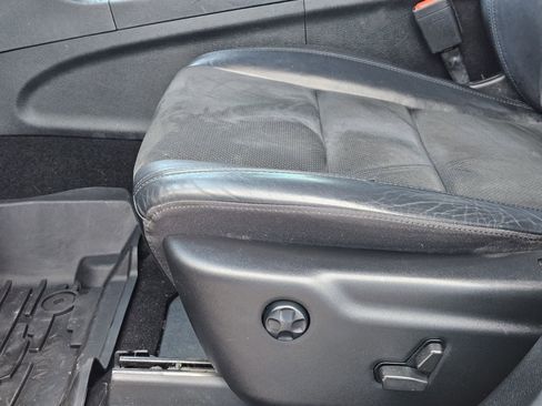 Used 2021 Jeep Grand Cherokee Laredo X image 28