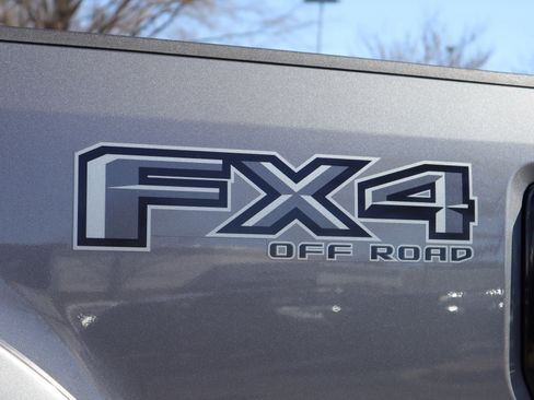 Used 2022 Ford F250 Lariat w/ Black Appearance Package image 38