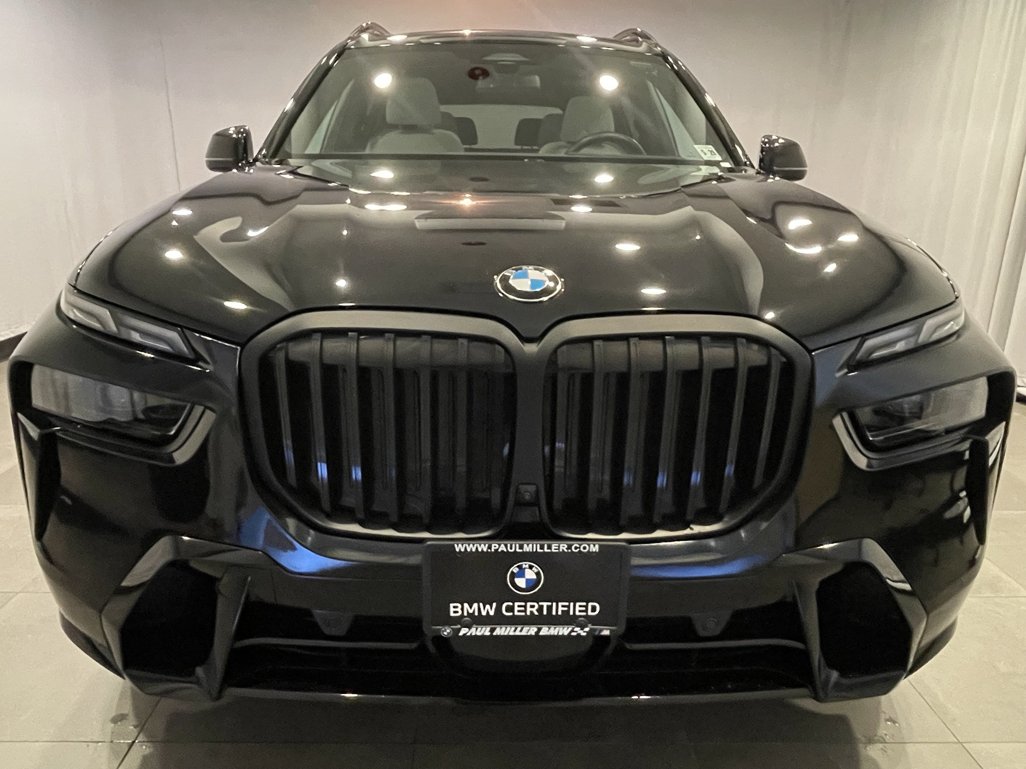 Certified 2024 BMW X7 xDrive40i w/ Executive Package AWD/4WD image 2