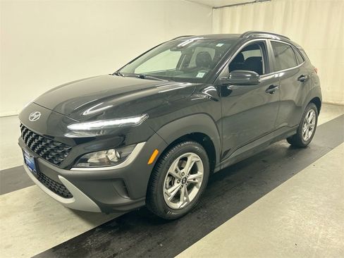 Used 2023 Hyundai Kona SEL w/ Cargo Package image 5