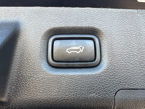 Used 2023 Hyundai Santa Fe SEL w/ Premium Package AWD/4WD image 17