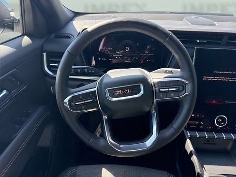 Used 2026 GMC Terrain Elevation w/ Technology Package II AWD/4WD image 13
