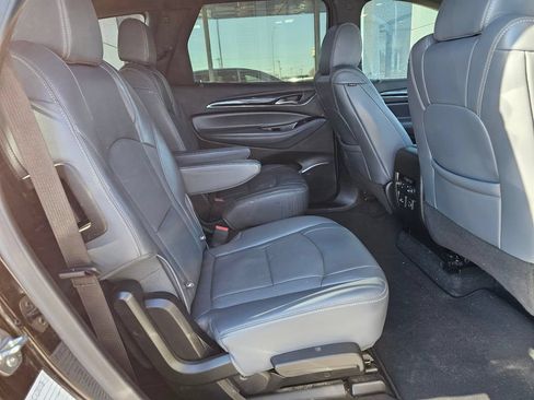 Used 2024 Buick Enclave Premium FWD image 11