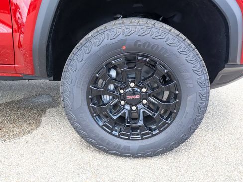 New 2026 GMC Canyon Elevation w/ Convenience Package AWD/4WD image 30