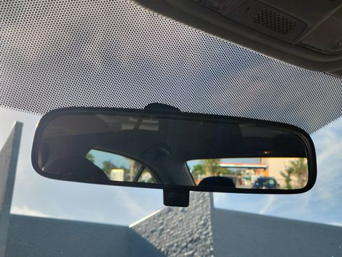 Used 2013 Honda Accord LX image 25