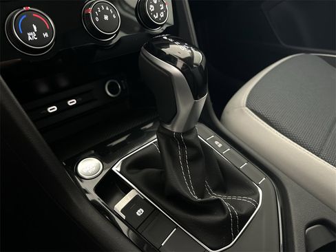 New 2026 Volkswagen Taos S image 28