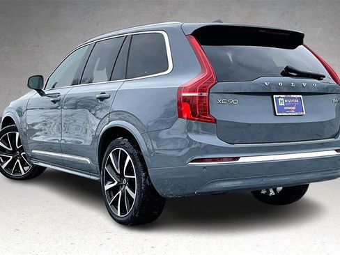 Used 2023 Volvo XC90 B6 Plus w/ Protection Package Premier image 4