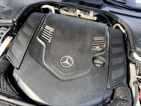 Used 2022 Mercedes-Benz S 580 4MATIC Sedan image 33