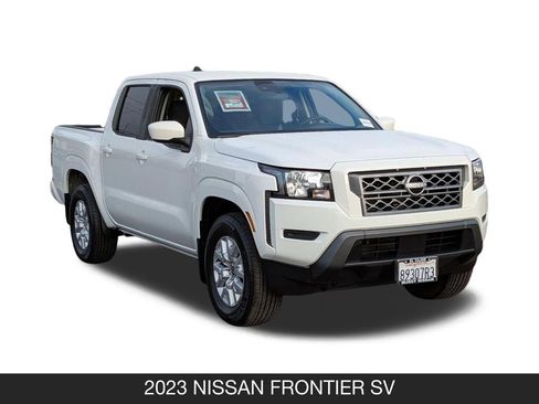 Certified 2023 Nissan Frontier SV w/ Technology Package RWD image 2
