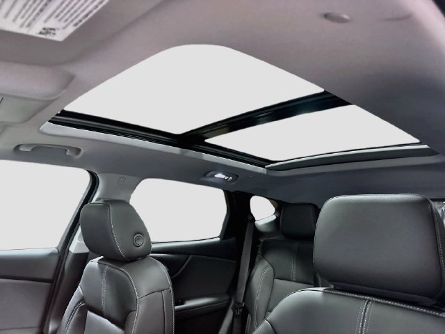 New 2026 Chevrolet Blazer LT w/ LPO, Black Grille Bar Package FWD image 20