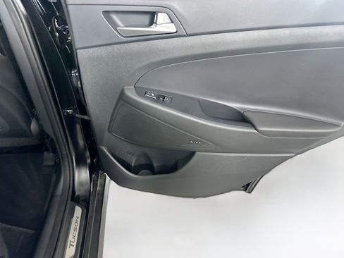 Used 2021 Hyundai Tucson Ultimate w/ Cargo Package AWD/4WD image 31