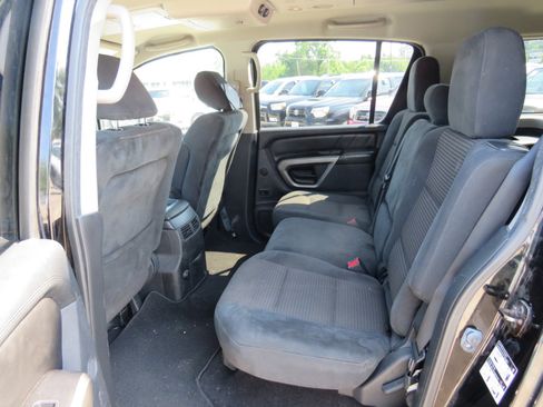 Used 2015 Nissan Armada SV image 12