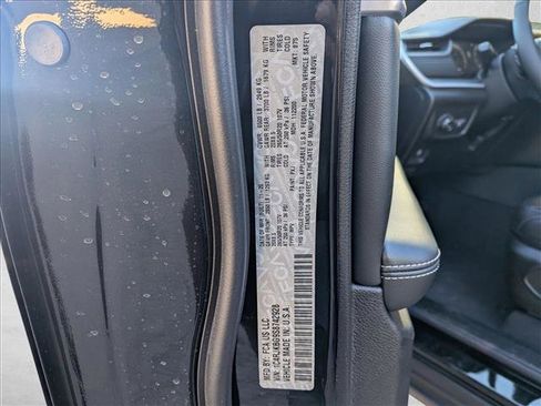 New 2025 Jeep Grand Cherokee L Limited image 17